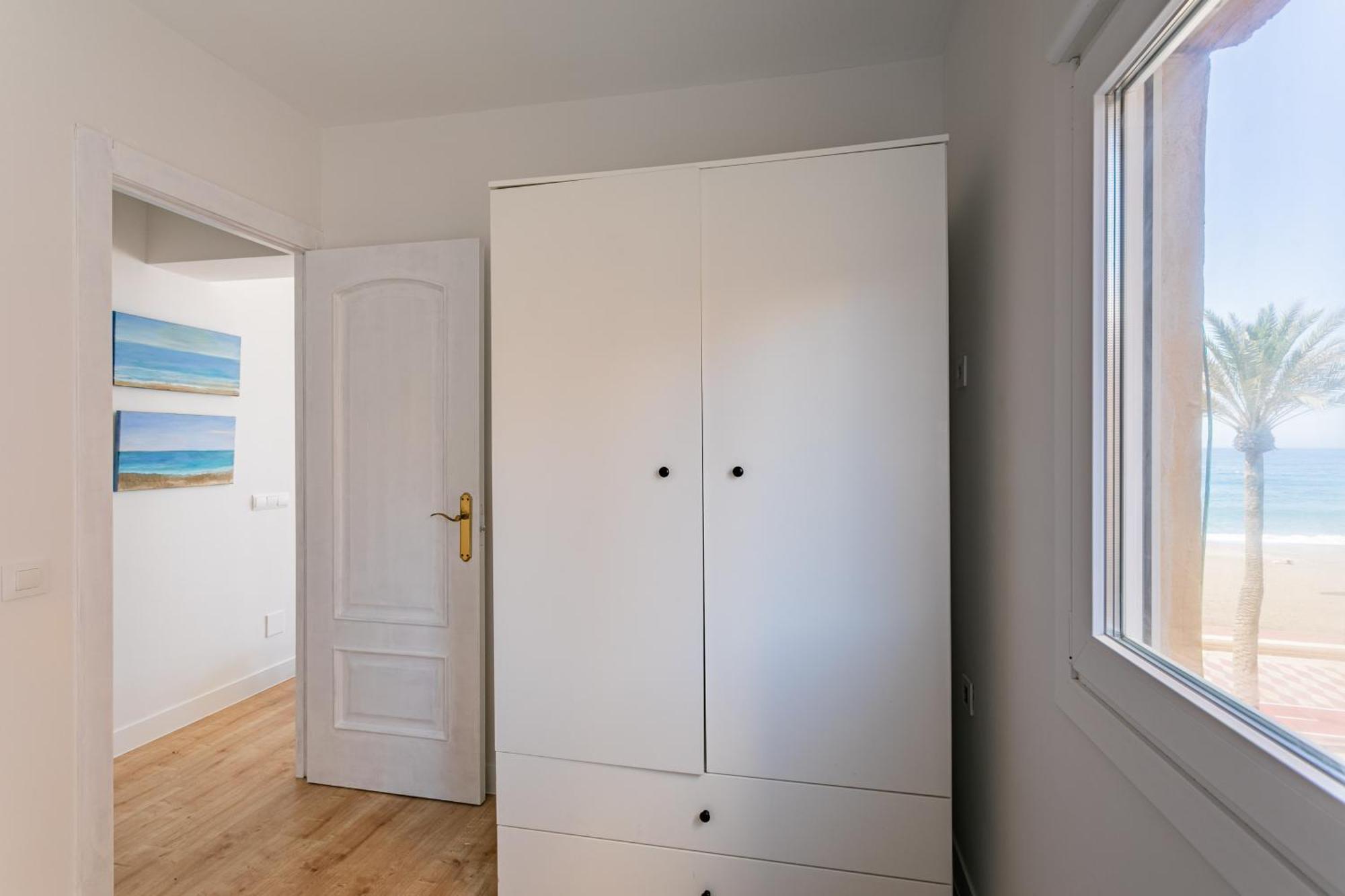Trendyhomes Zapillo Beach - Primera Linea De Playa المرية المظهر الخارجي الصورة